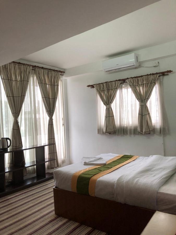 Bouddha Green Hotel Katmandou Extérieur photo