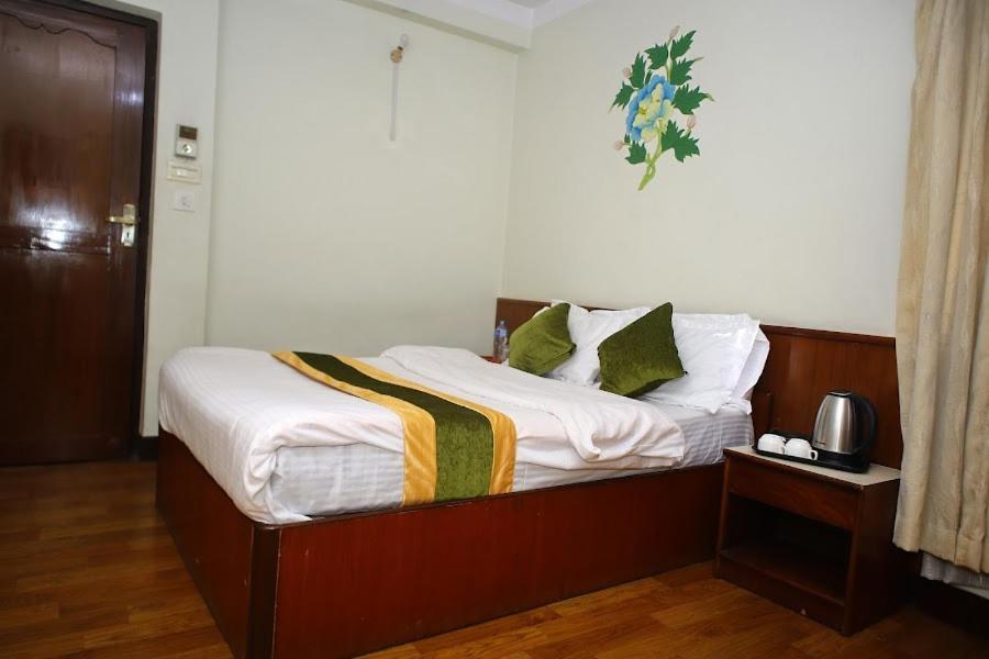 Bouddha Green Hotel Katmandou Extérieur photo